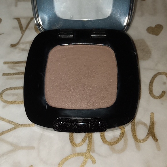 Loreal Eyeshadow - Picture 2 of 3